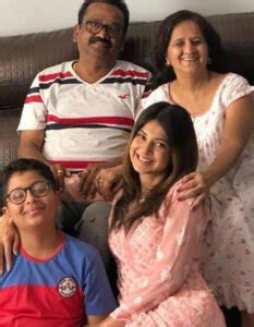 Jennifer Winget Age, Husband, Family, Biography & More