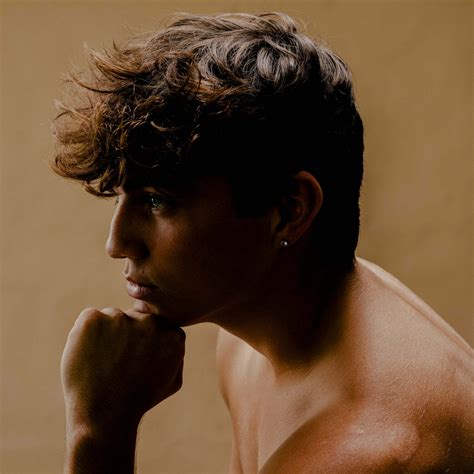 Women react to bob hair fine hair transformations on TikTok 29