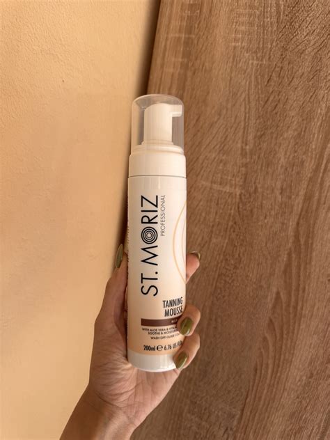 The Ultimate Clean Girl Glow: St. Moriz Self Tan Mousse (Medium) Review