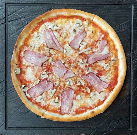 Кафе Chill & Pizza (Чилли Пицца) : меню и цены, отзывы, адрес и фото ...