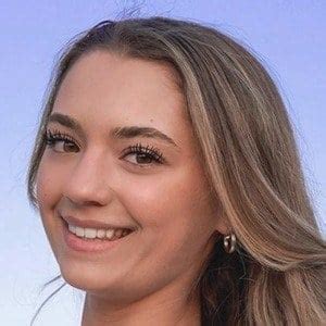 Julia Lance's Instagram, Twitter & Facebook on IDCrawl