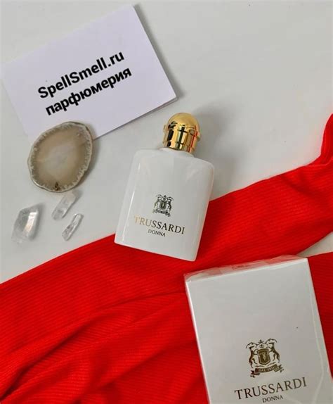 Женские духи Trussardi Donna 2011