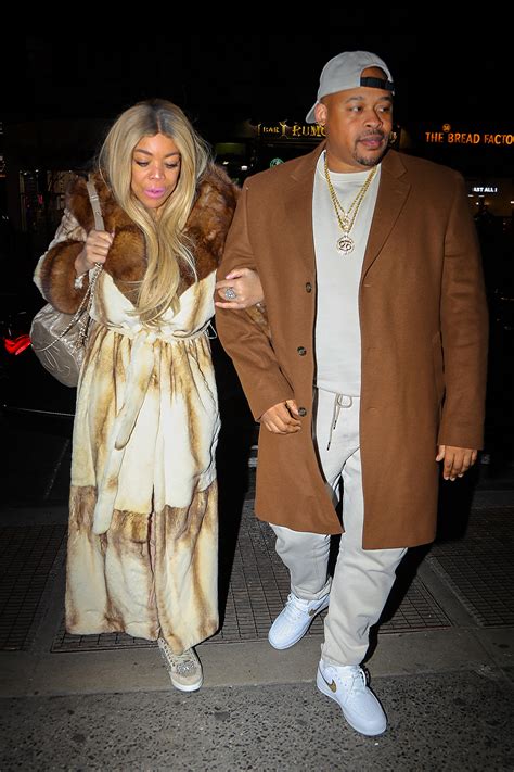 Wendy Williams posts pics of intimate date with new ‘boyfriend’ jeweler
