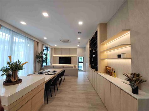 Modern 4 bedroom house with a private lift in Krungthep Kreetha for