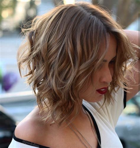 Tagli Medi Ricci - Tagli di capelli medi, i più trendy per l'estate ...