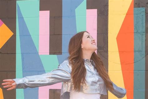 Change Your Clothes to Change Your Mood | Upstyle