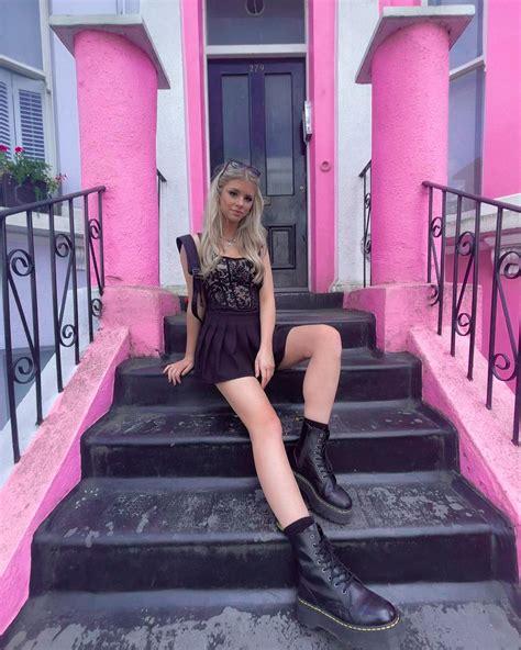 𝕭𝖊𝖗𝖙𝖎𝖈𝖚𝖘𝖘 | England dumpy dump 🇬🇧💂🏼‍♀️ | Instagram