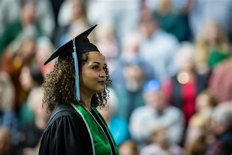 photo gallery  winter commencement northwest media center