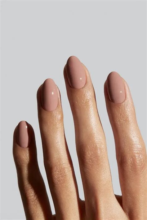 Provocative rich girl nude scenes - an insight into their private life