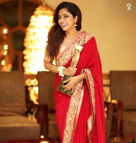Poornima Indrajith Sizzling Hot in Saree | JOLLYWOLLYWOOD.COM | MOVIES