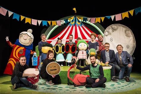 Sarah & Duck’s Triumphant Theatre Return! – We are Karrot!