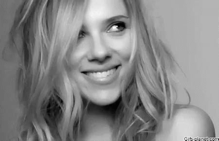scarlett johansson gifs tenor