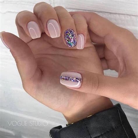Розовый маникюр с блестками | Colorful nail designs, Cute nails, Gel nails