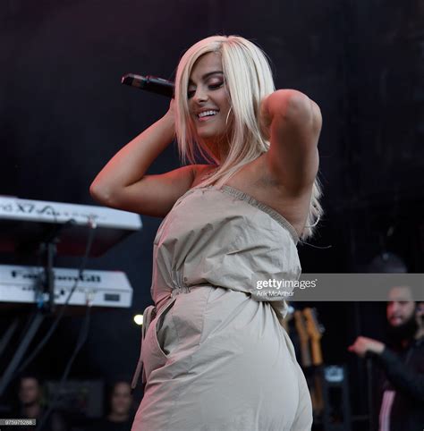 Bebe Rexha : r/CelebrityArmpits
