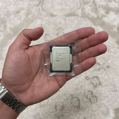 Intel Core i3 12100F