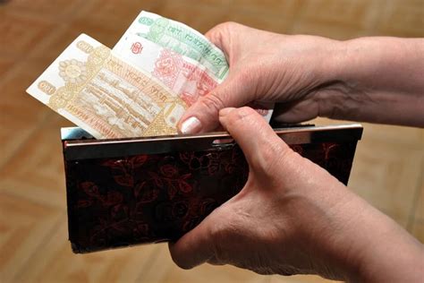 Средняя зарплата в Молдове в 2025 году вырастет до 16 100 леев