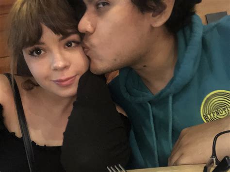 DanyanCat 💍 on Twitter: "Ando jugando Mario party con @Artux_Creed 😂