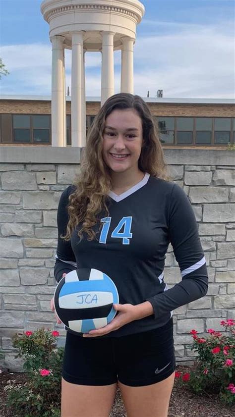 Female Most Valuable Athlete: Bella Ray – Shaw Local