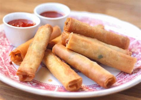 filipino lumpia barefeet   kitchen