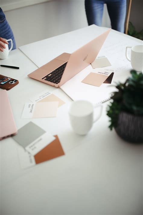 easily create  brand canva graphics