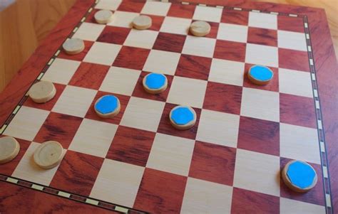 The isolation game - Double Helix