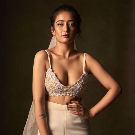 Akshara Haasan - Photos, Videos, Birthday, Latest News, Height In Feet ...