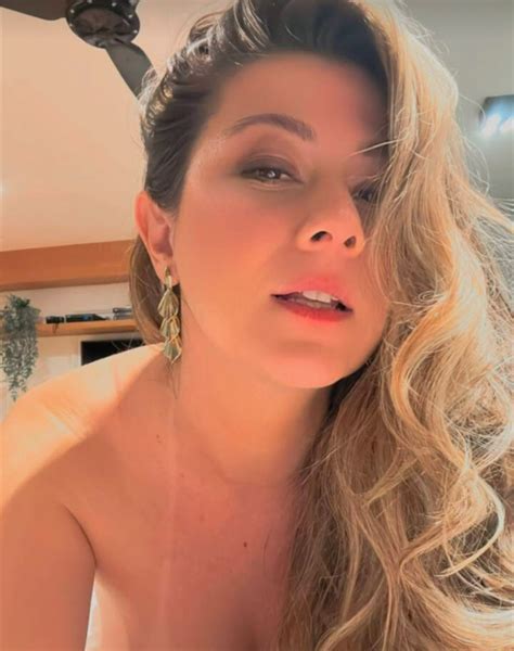mantovanioficial Onlyfans - Natural Beauty, No Filters, Just Pure