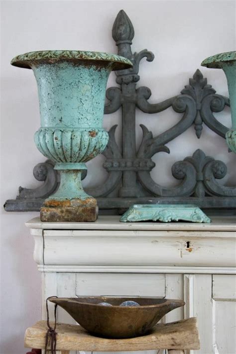 17 Best images about GARDEN: Planters and Flower Pots on Pinterest ...