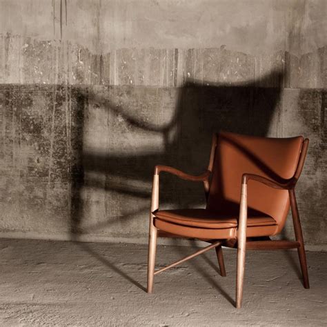 Finn Juhl 45 Chair Walnut, Black Leather at 1stDibs