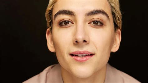 Mason Alexander Park | Actor Profile – Oh, Mary! London