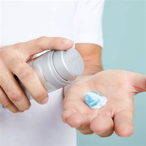 81730 NIVEA MEN FRESH KICK GEL ZA BRIJANJE