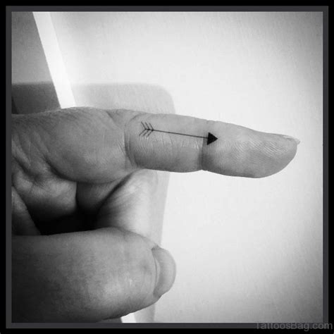 60 Traditional Arrow Tattoos On Finger - Tattoo Designs – TattoosBag.com