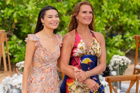 See Brooke Shields, Miranda Cosgrove in Mother of the Bride Photo