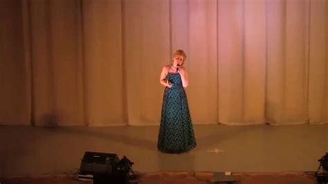 Свеча горела на столе...( сл. Б. Пастернак, муз. А. Пугачёва) - YouTube