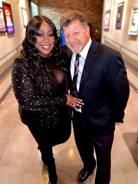 Loni Love Husband Net Worth - 2024 Company Salaries