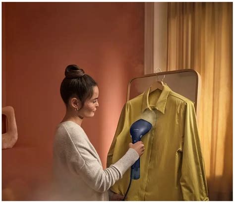 Philips aparat za vertikalno peglanje STH7020/20, Inelektronik