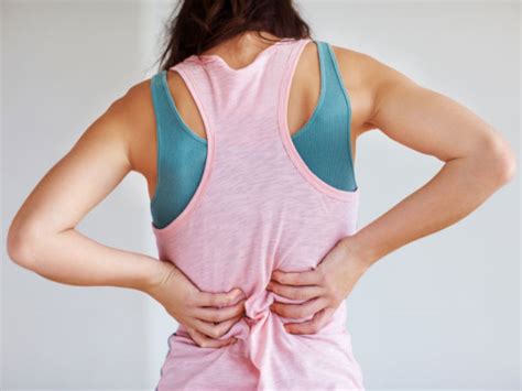 Osteoporosis In Women: Causes, Risk Factors & Treatment - Boldsky.com