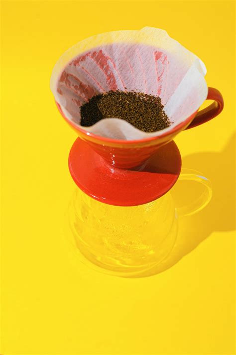 Discover the Surprising Truth About Coffee Grounds & Plants: What You