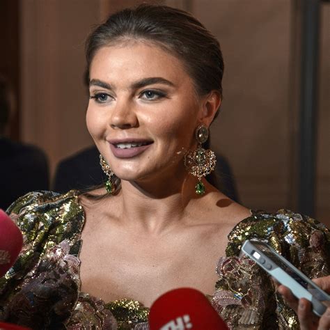 La «Lady Putin» segreta, Alina Kabaeva, è riapparsa in pubblico a Mosca