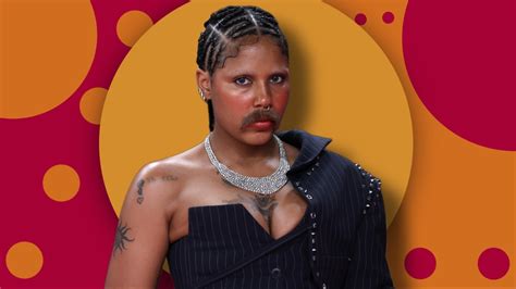 Watch La Mesa Caliente Highlight: Tokischa la vuelve a hacer en una 