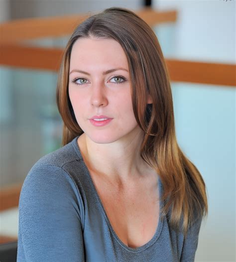 Shae Snow (Actor) Age, Wiki, Biography, Husband, Photos, Ethnicity, Net