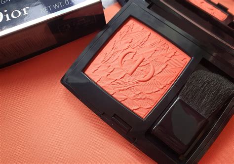 Нереально красивые румяна. Dior Rouge Blush Fall 2021в оттенке 462 ...