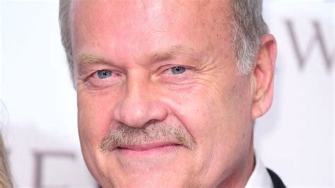kelsey grammer returns  frasier  official trailer  series reboot