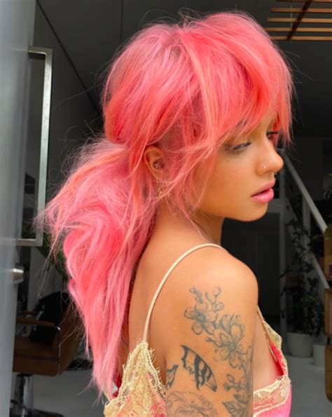 40 Mesmerizing Pink Hairstyles for Women to Blossom