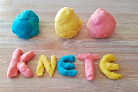 DIY: Knete selbst herstellen | Knete, Knete selber machen und