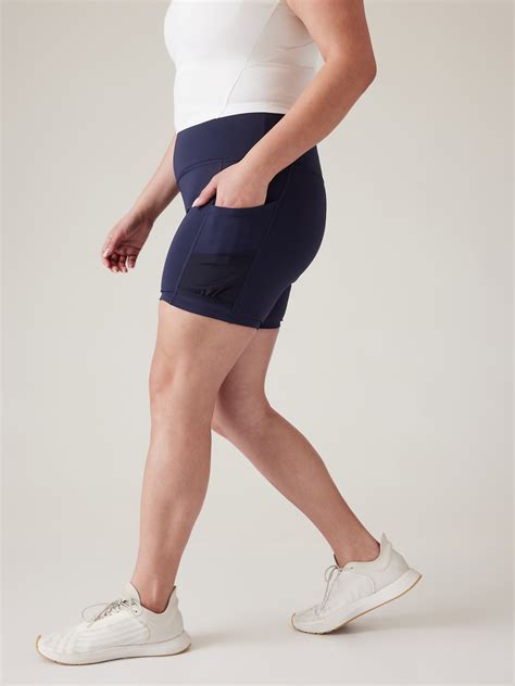 ultimate advantage  short athleta