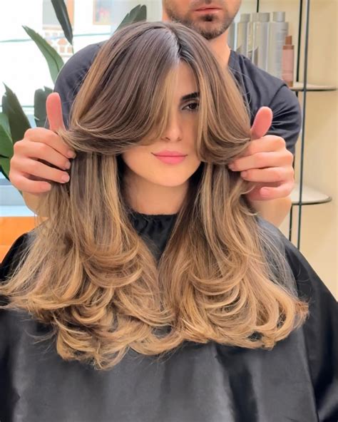 20 Stylish Curtain Bangs for All Hair Types 2024 - Hairstyles Weekly