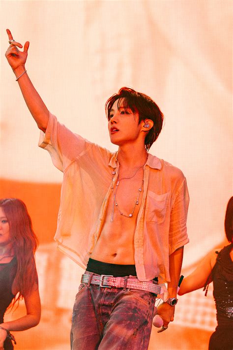 j-hope conquista Berlín con una actuación inolvidable en Lollapalooza 2025