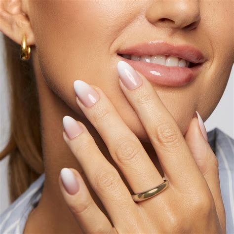 French Ombre Bold - Almond – Switch Nails