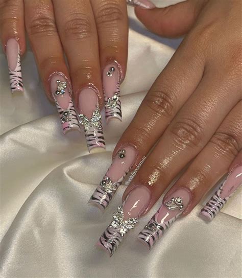 Y2k zebra print nails Pink Zebra Nails, Zebra Nail Art, Classy Acrylic ...